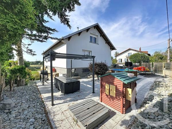 Appartement F5 à vendre  5 pièces - 135,01 m 2   MONTBELIARD  - 25