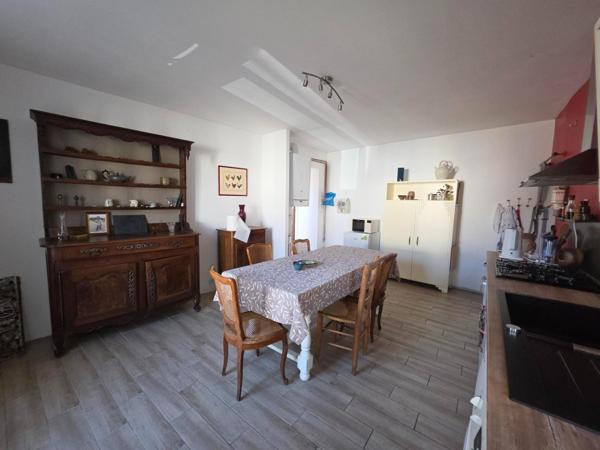 Maison à LUCON, 85400 - 6 pièces 110m²