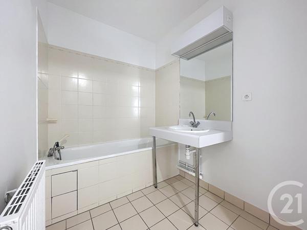 Appartement T2 à vendre  2 pièces - 48,77 m2 COMPIEGNE - 60