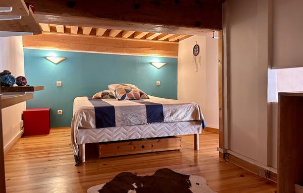 Appartement T2 bis 68 m2 - Canut rénové