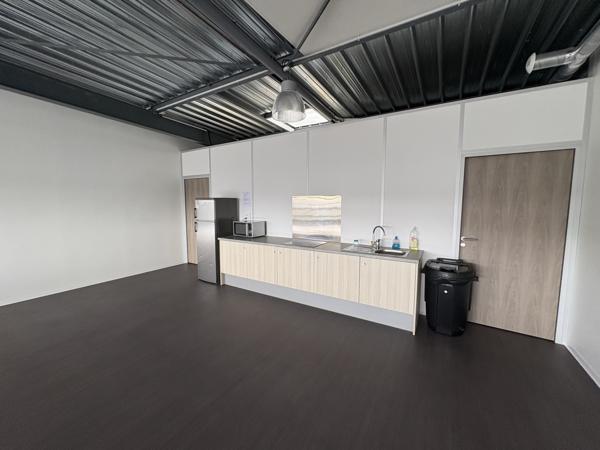 Bureaux à louer Orléans zone des Montées 148 m2