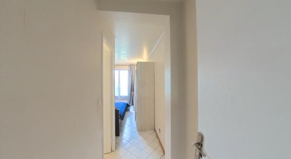 Maison 101m² 5 pièces 4 chambres (dont 1 avec salle d'eau au RdC) avec jardin et garage