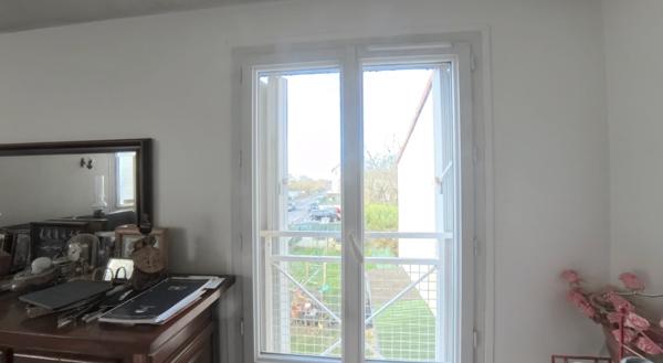 Maison 101m² 5 pièces 4 chambres (dont 1 avec salle d'eau au RdC) avec jardin et garage