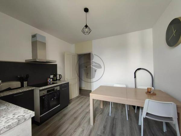 Location                                                      Appartement
                        
                     2 pièces                      51 m2                     à Baume-les-Dames