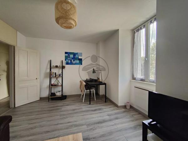 Location                                                      Appartement
                        
                     2 pièces                      51 m2                     à Baume-les-Dames