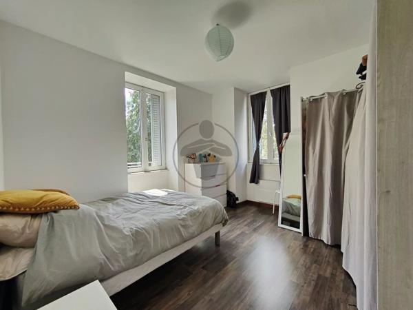 Location                                                      Appartement
                        
                     2 pièces                      51 m2                     à Baume-les-Dames