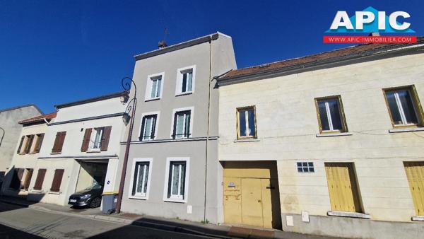 GROSLAY,

Venez découvrir cette maison rurale du ...