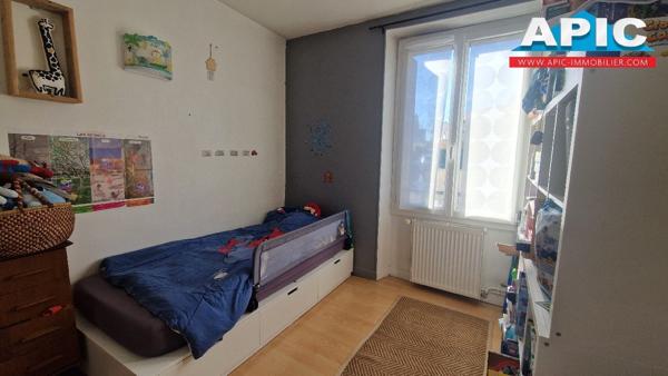 GROSLAY,

Venez découvrir cette maison rurale du ...