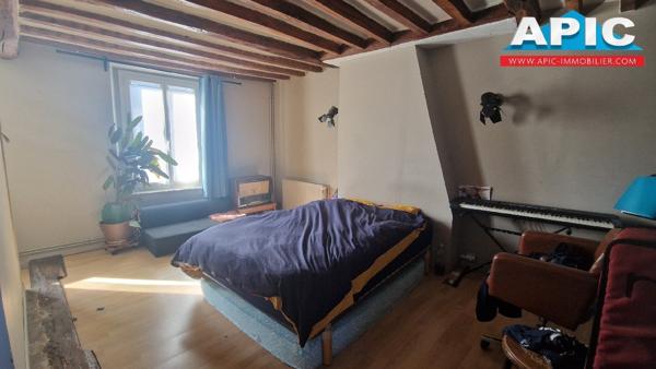 GROSLAY,

Venez découvrir cette maison rurale du ...