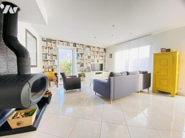 Maison familiale 139 m² utiles – Environnement calme à Plescop