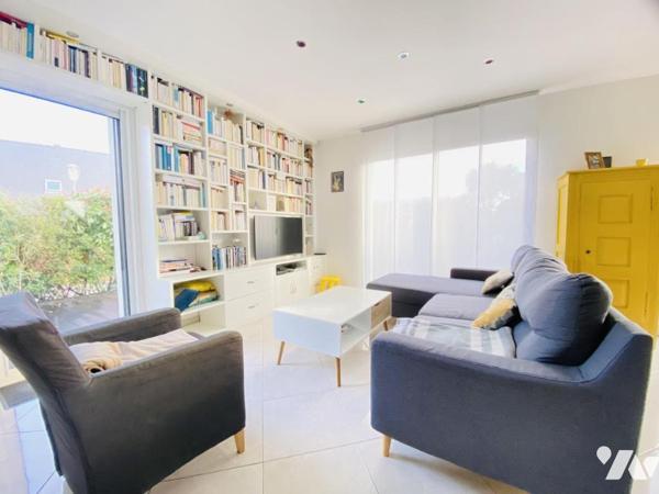 Maison familiale 139 m² utiles – Environnement calme à Plescop