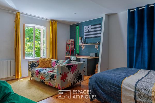 Corps de ferme dans écrin de nature à rénover