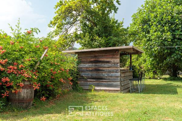 Corps de ferme dans écrin de nature à rénover