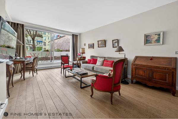 Appartement F5 à vendre  5 pièces - 122,95 m2 PARIS - 75006