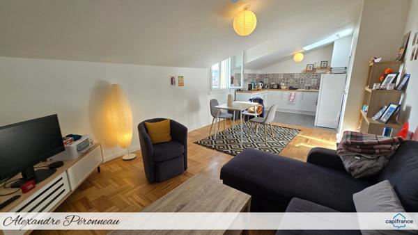 La Rochelle – Hyper centre | Appartement T2 au calme – 44 m² – Vue sur les toits