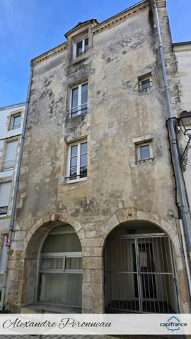 La Rochelle – Hyper centre | Appartement T2 au calme – 44 m² – Vue sur les toits