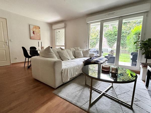 A VENDRE : T2 à LILLE • • 219 000 € FAI • Réf. 1889
