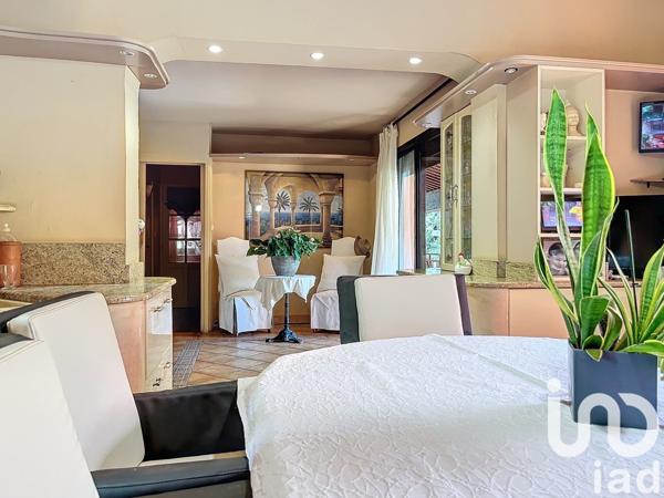 Maison à vendre 6 pièces 365 m² La Cadière-d'Azur