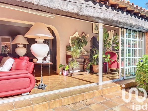 Maison à vendre 6 pièces 365 m² La Cadière-d'Azur