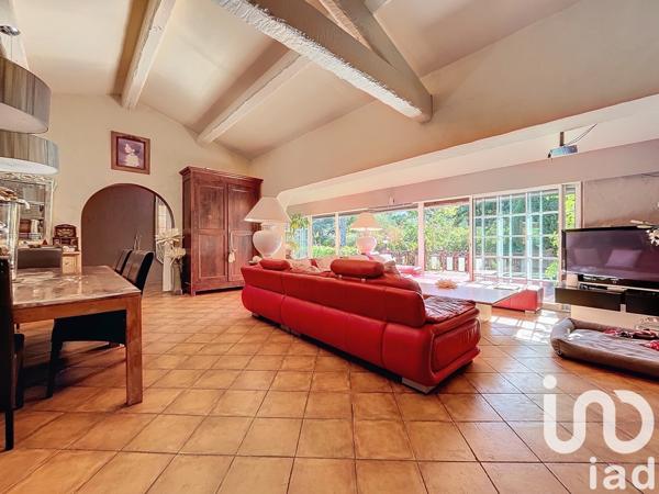 Maison à vendre 6 pièces 365 m² La Cadière-d'Azur