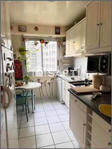 Appartement PARIS 20ème 3 chambres.