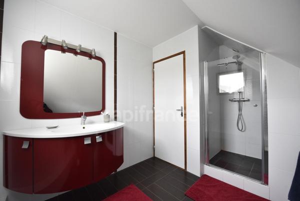 Maison familiale 5 chambres - Beaux volumes - Proche VERNON