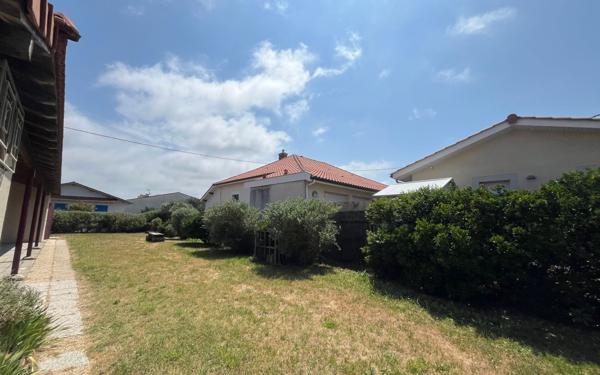 Maison à vendre    4 pièces • 110,70 m2 Biscarrosse