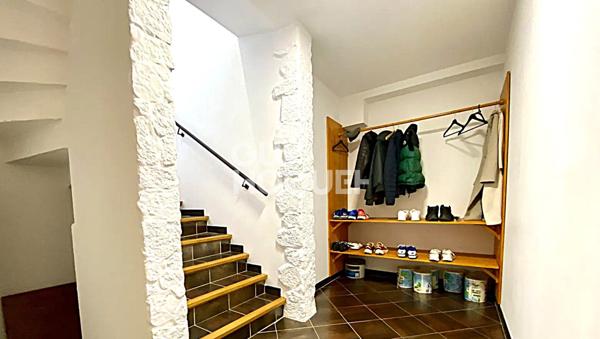 TRIPLEX 187,86m2 6 pièces