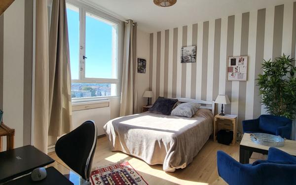 Appartement à louer    5 pièces • 109 m2 Limoges