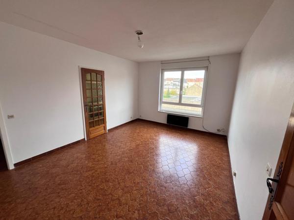 Appartement F2 44 m2 centre ville avec garage