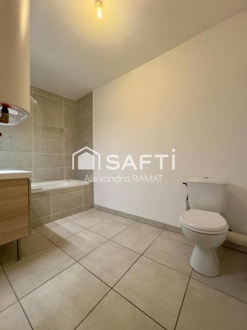 T3 récent avec ascenseur et place de stationnement