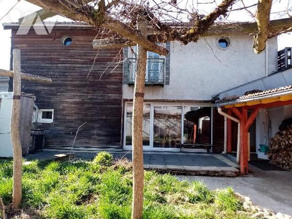 Secteur rue Jeanne d'Arc à THAON, maison individuelle avec terrain attenant