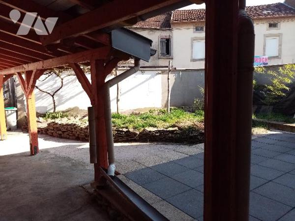 Secteur rue Jeanne d'Arc à THAON, maison individuelle avec terrain attenant