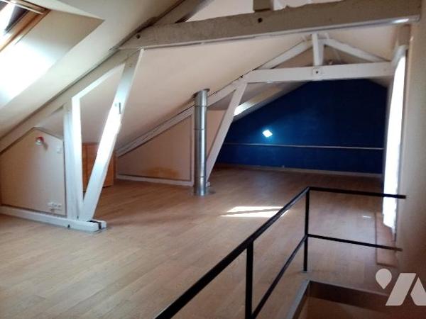 Secteur rue Jeanne d'Arc à THAON, maison individuelle avec terrain attenant