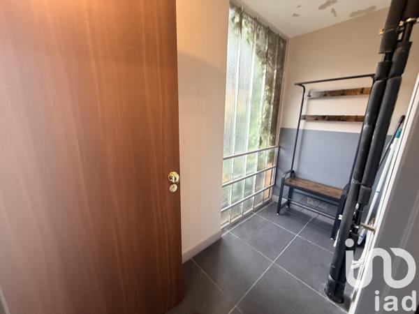 Location appartement 1 pièce 24 m² Peymeinade
