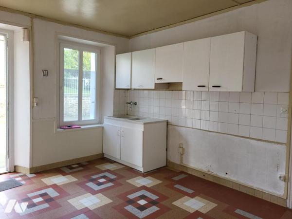 ST MARTIN DES BESACES : Maison individuelle