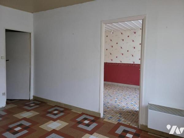 ST MARTIN DES BESACES : Maison individuelle