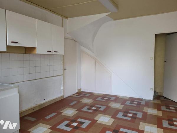 ST MARTIN DES BESACES : Maison individuelle