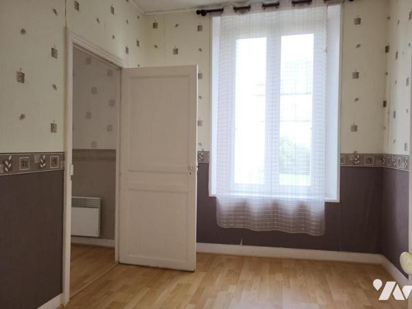 ST MARTIN DES BESACES : Maison individuelle