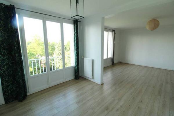 Appartement 4 pièces                                        - 44300 Nantes Réf : 12041