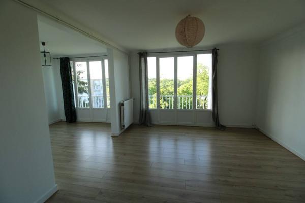 Appartement 4 pièces                                        - 44300 Nantes Réf : 12041