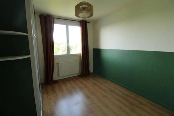 Appartement 4 pièces                                        - 44300 Nantes Réf : 12041