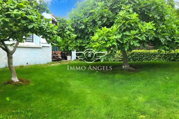 MAISON T6 AVEC PISCINE