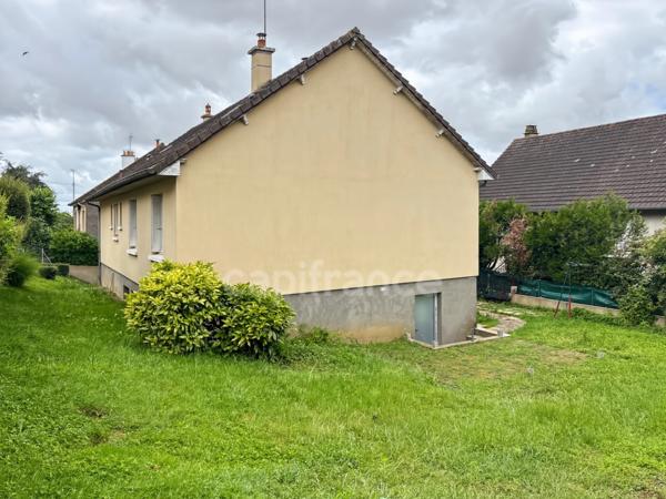 LE MANS Quartier Bellevue Maison sur sous sol 4 chambres