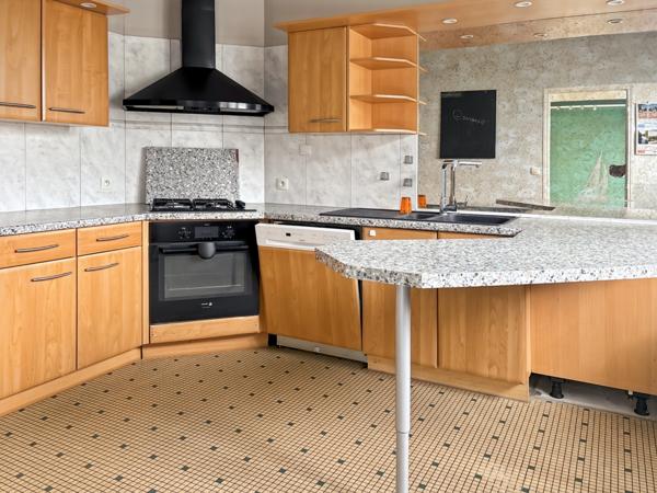 LE MANS Quartier Bellevue Maison sur sous sol 4 chambres