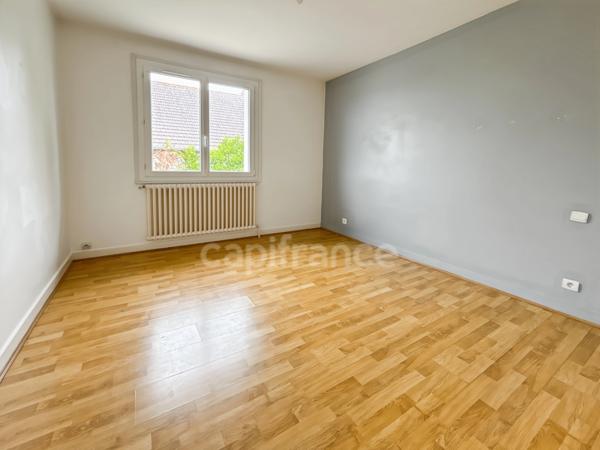LE MANS Quartier Bellevue Maison sur sous sol 4 chambres