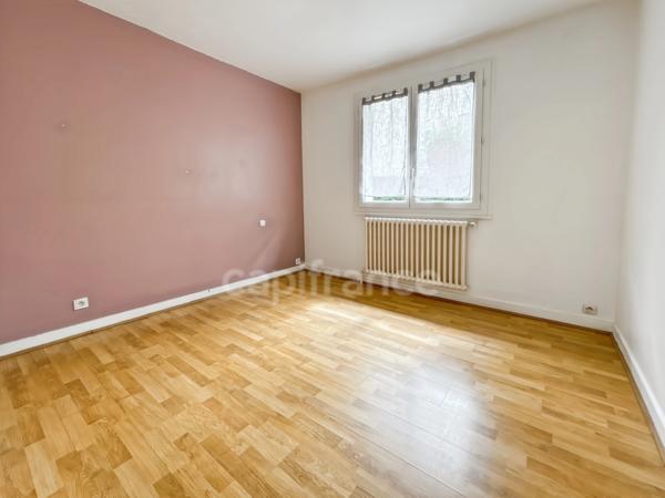 LE MANS Quartier Bellevue Maison sur sous sol 4 chambres