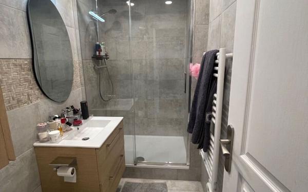 Appartement à louer    2 pièces •  Levallois-Perret