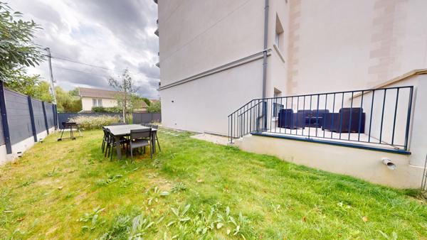 VILLEMOMBLE - Appartement T3 avec Jardin et Terrasses de 100m²
