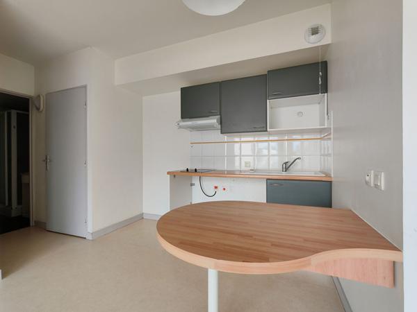 Appartement 2 pièces à louer Rochefort - 17300 / Réf: 1698
